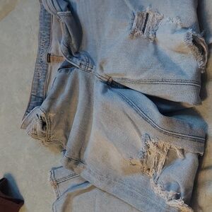 Light Blue American Eagle mom jeans